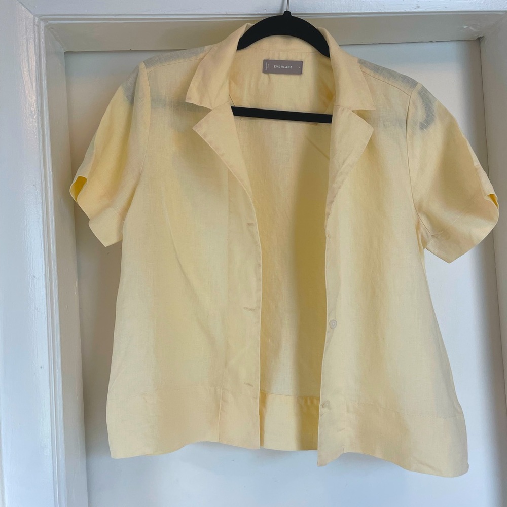 Everlane notch shirt in Linen - Picture 2 of 6